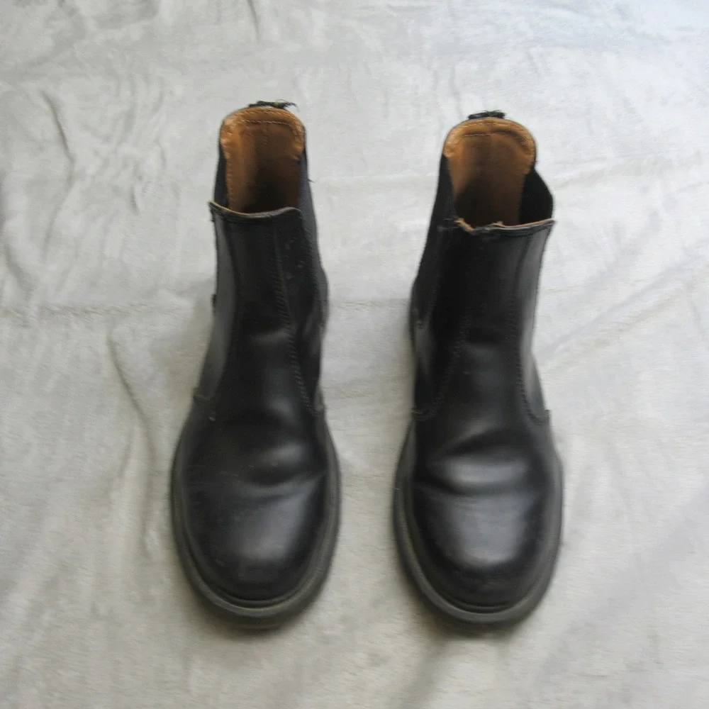 Dr Martens Mens 7 Chelsea Boots‎ Black Leather Elastic Side Chunky Heel Combat